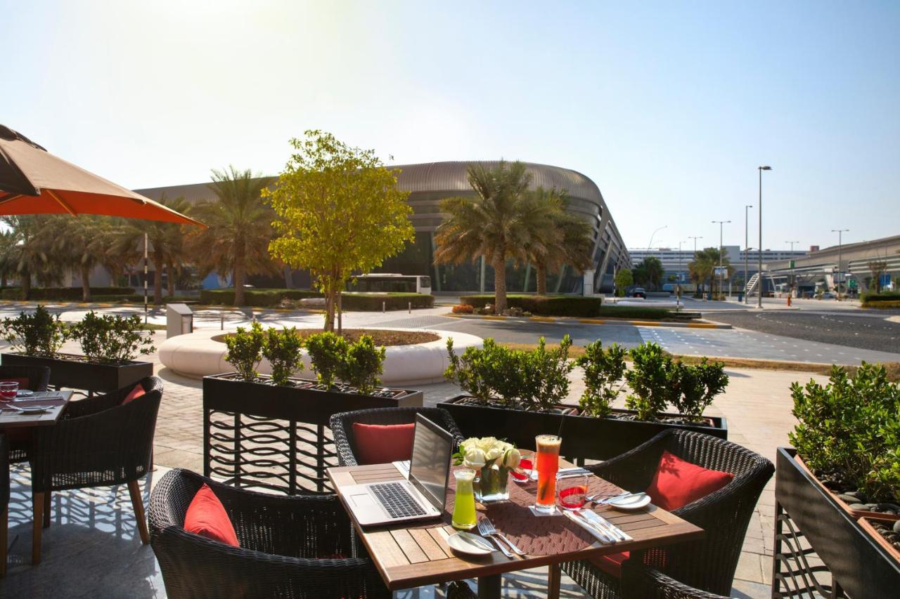 Capital Centre Arjaan By Rotana Aparthotel Abu Dhabi Exterior photo