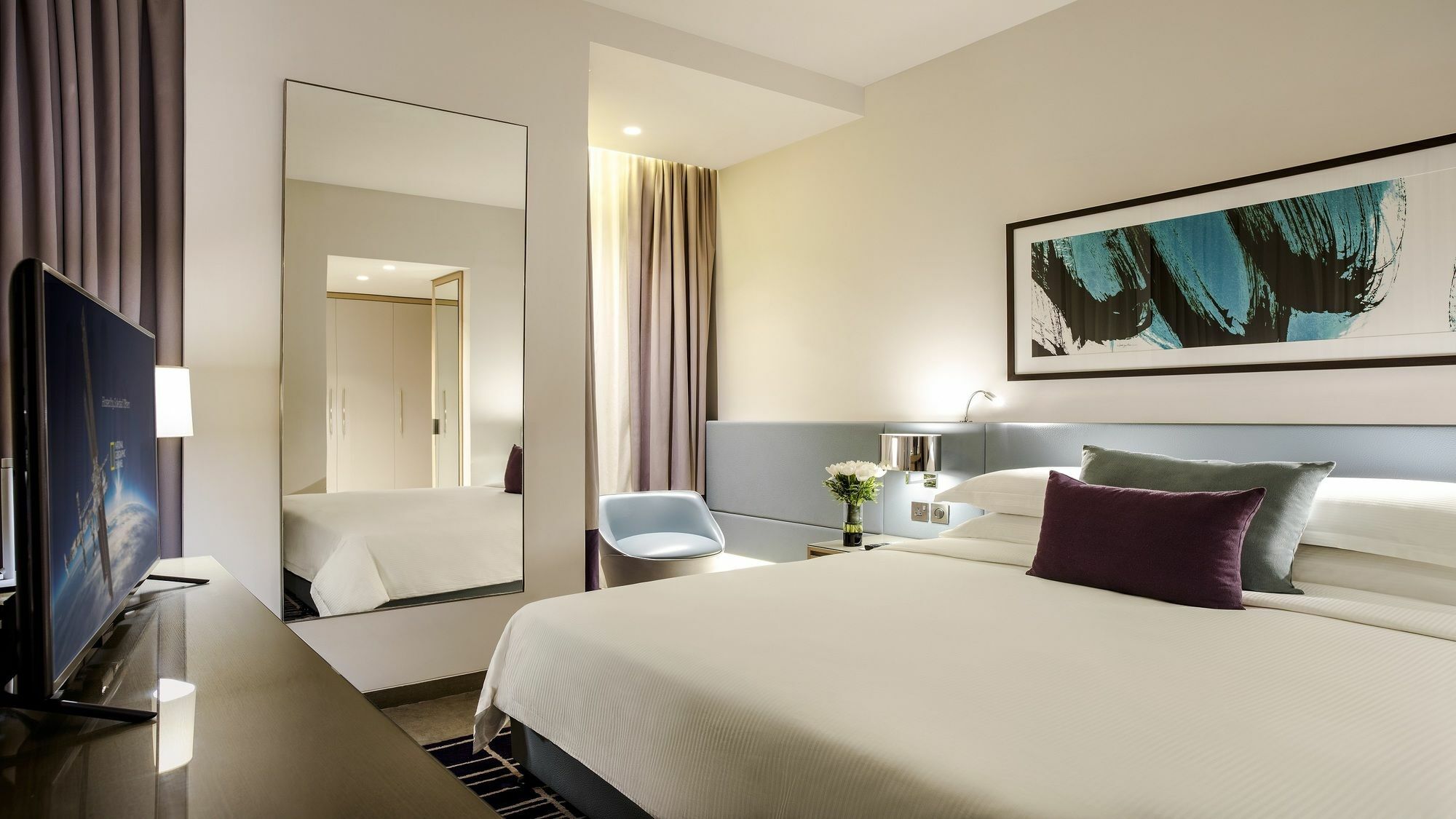 Capital Centre Arjaan By Rotana Aparthotel Abu Dhabi Exterior photo